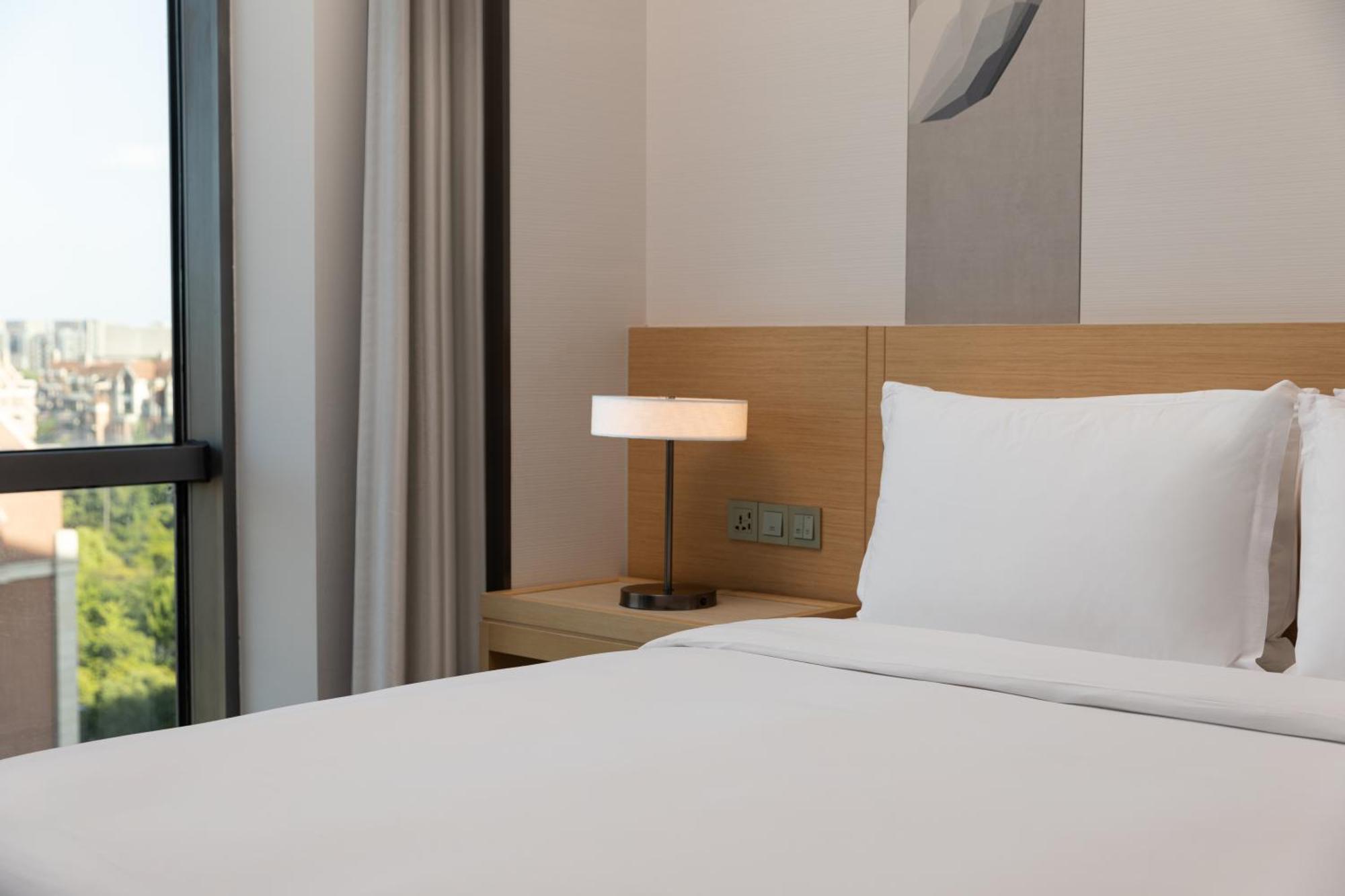 Hotel Fraser Place Wujiaochang - Adjoin Business Center, Free Minibar Shanghai